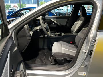 Bild 9 Opel Astra Edition - S/LHZ | RFK | AHK | ACC