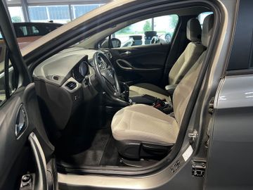 Bild 9 Opel Astra - SHZ | LHZ | PDC vo. u. hi.