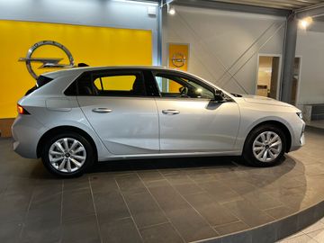 Bild 2 Opel Astra Edition - S/LHZ | RFK | AHK | ACC
